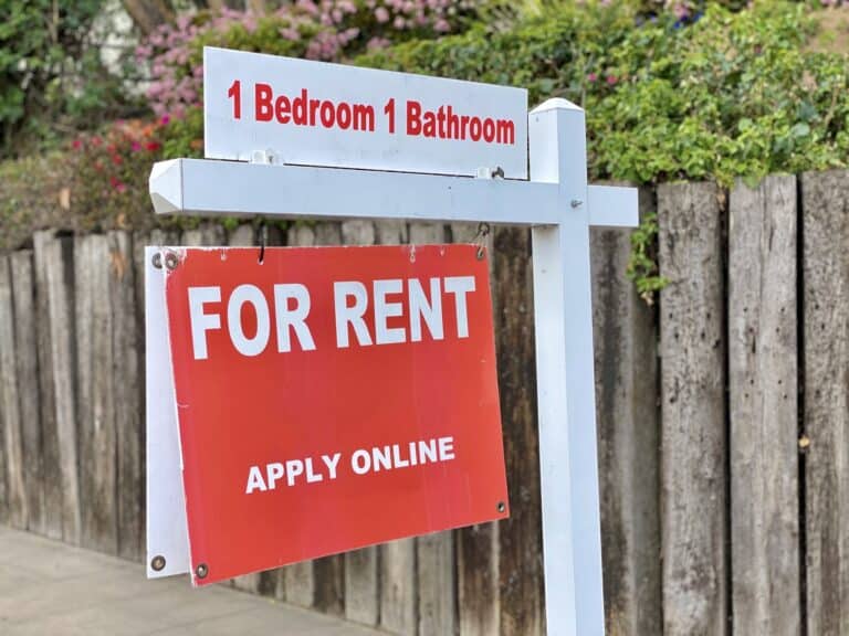 a-for-rent-sign-with-words-in-the-wild-one-bedroo-2025-03-07-18-10-44-utc (1)